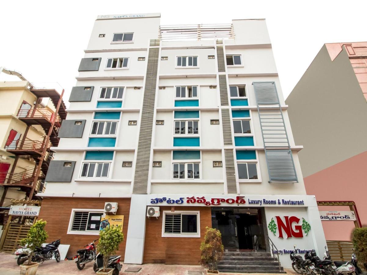 מלון Capital O Sri Navya Grand Near Nexus היידראבד מראה חיצוני תמונה